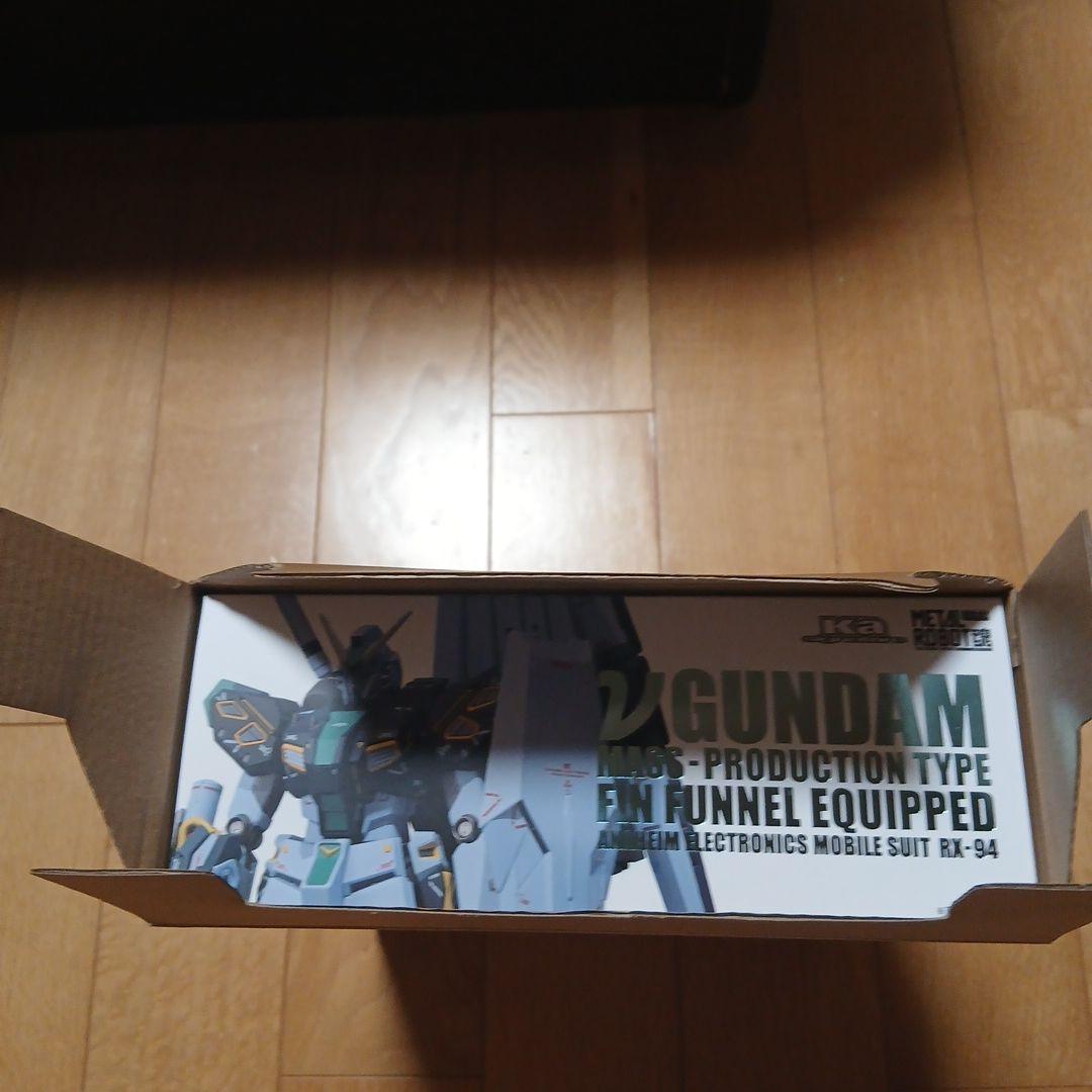 メタルロボット魂　Vガンダム FINファンネル装備型 RX-94