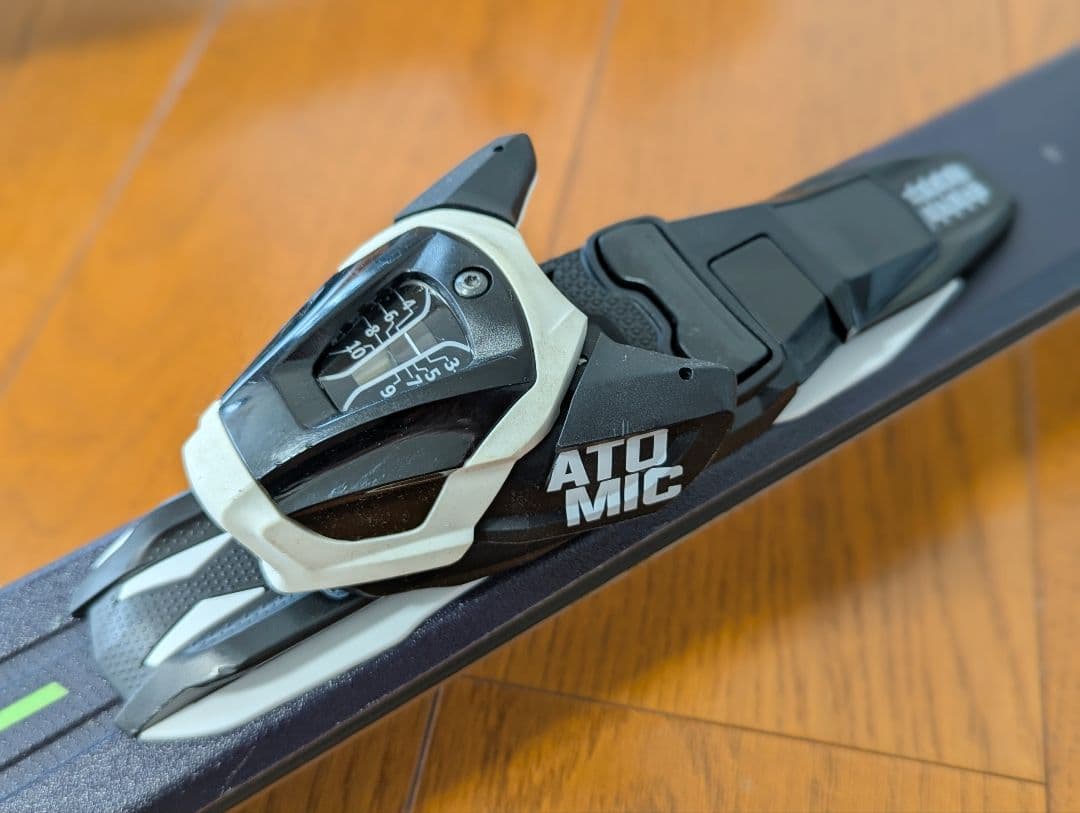 美品 ATOMIC REDSTER SC 156cm スキー板