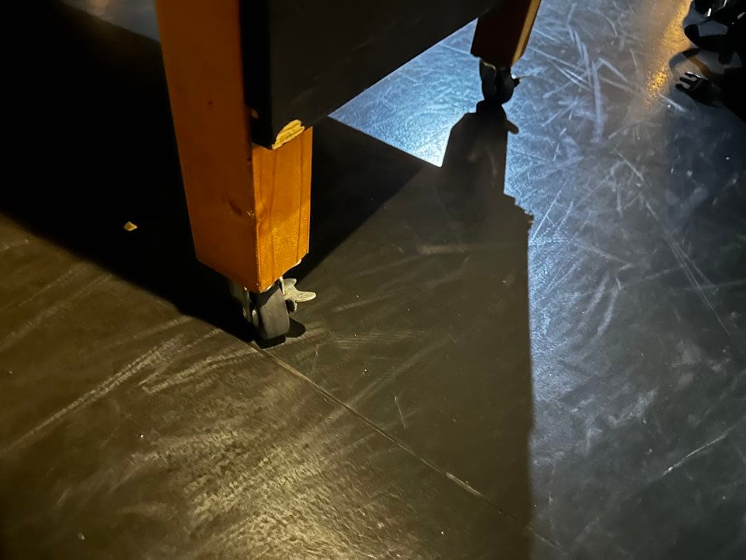 DJテーブル 収納スペース付き 黒