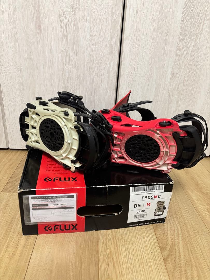 フラックス　Flux DS ディーエス　Mサイズ　L赤Rカモセット