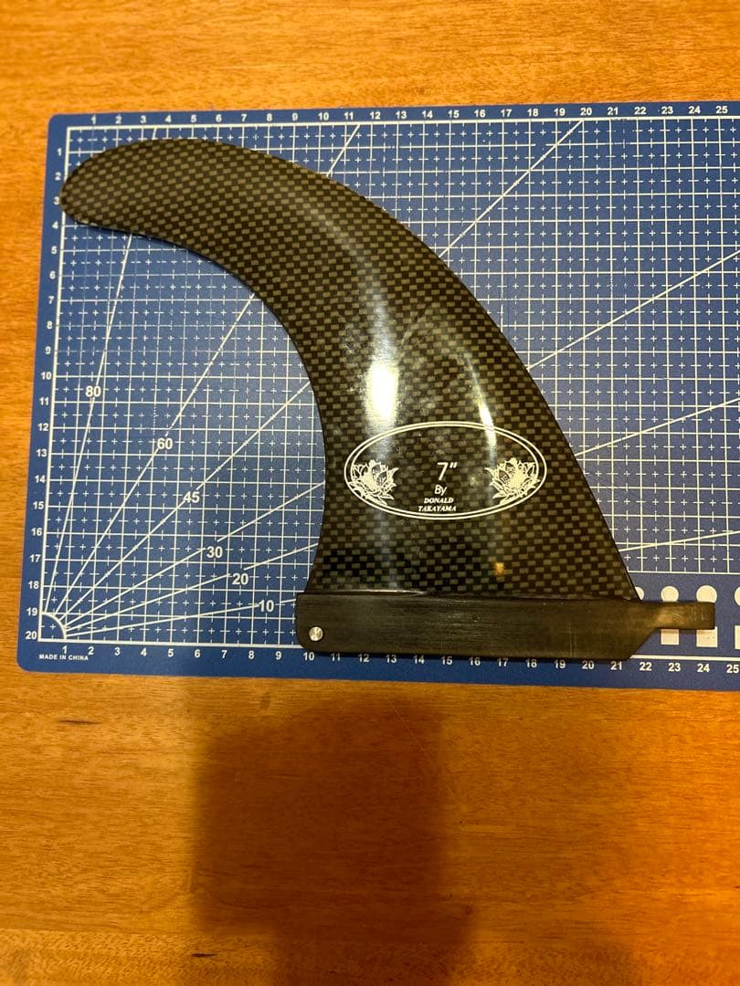 ドナルドタカヤマ　7インチセンターフィン　カーボンフィルサイドフィン