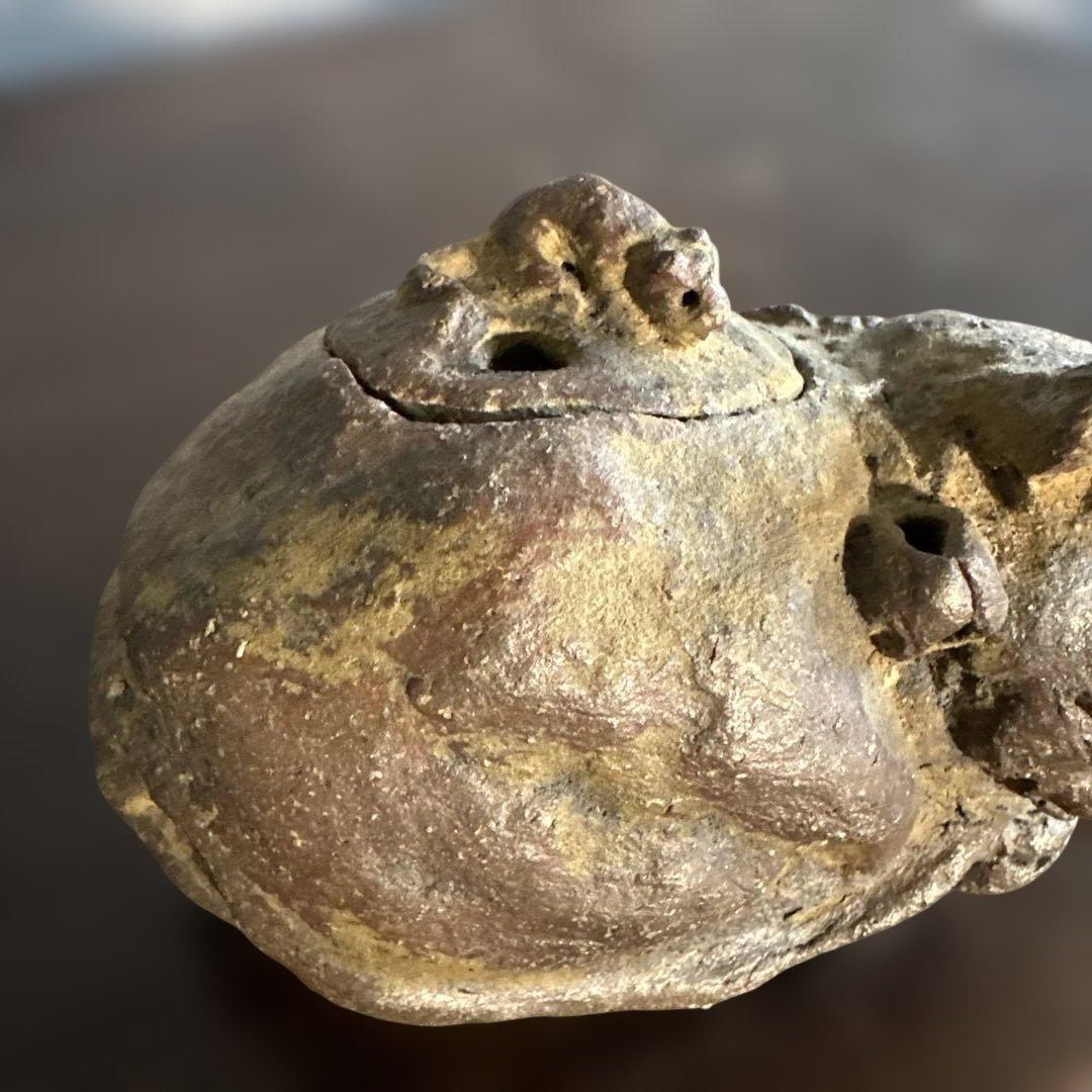 お値下げ‼️可愛い眠り猫　猫の姿の蓋付き陶器彫刻