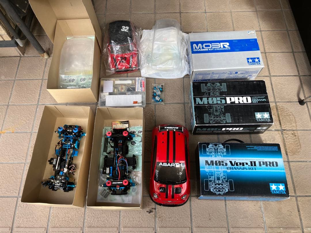 タミヤM05シャーシ　メカ&OP他パーツ多数付き