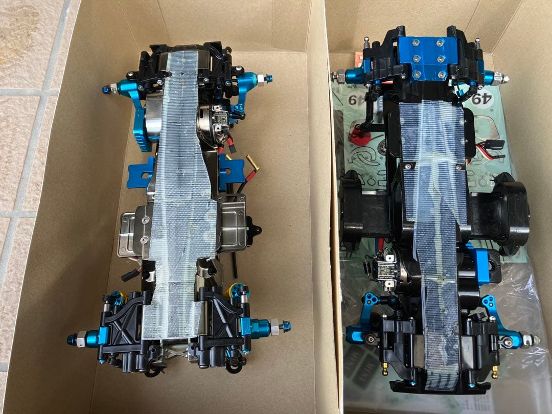 タミヤM05シャーシ　メカ&OP他パーツ多数付き