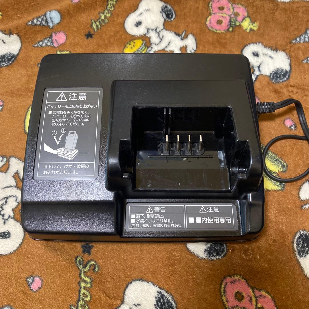 Panasonic パナソニック 電動自転車 充電器 NKJ069Z2