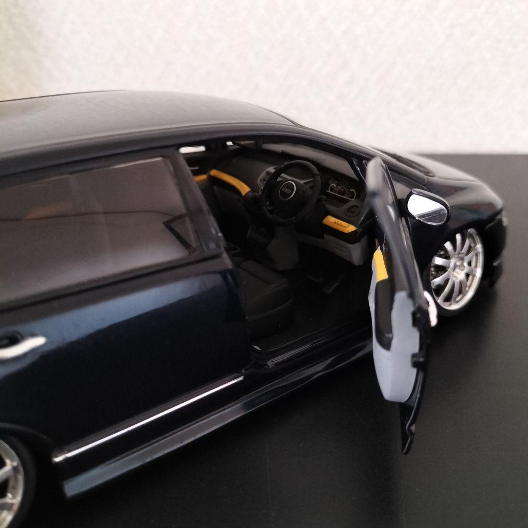 ホンダ オデッセイ RB1　1/24　ダイキャスト　模型　カラーサンプル　車高短