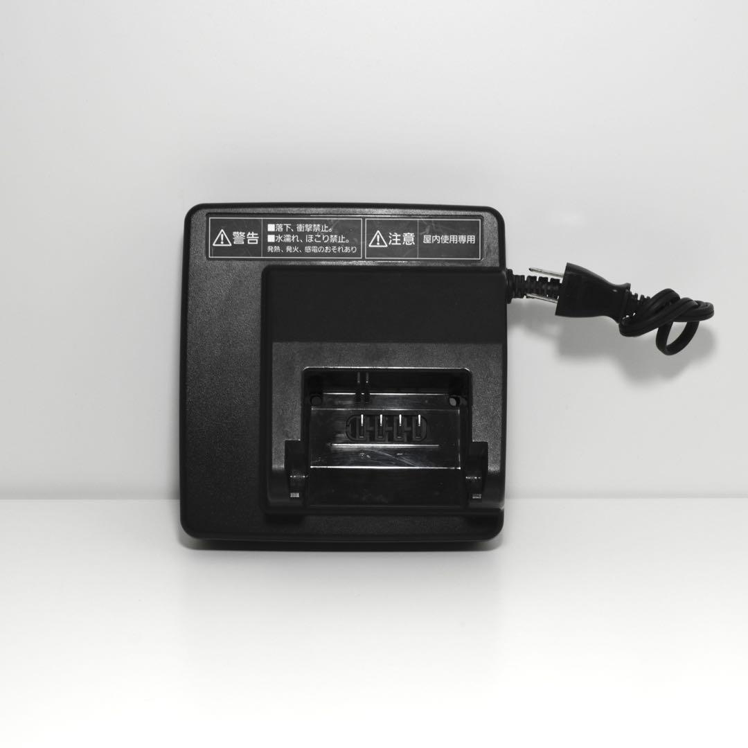 【美品】Panasonic 電動自転車 バッテリー充電器NKJ074Z2