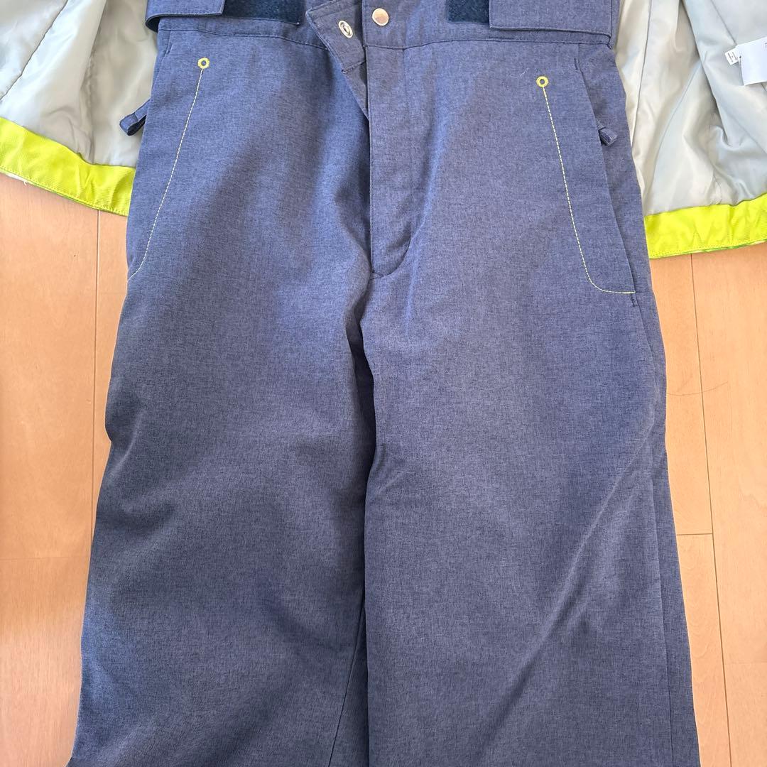 デサント　スキーウェア　男の子　女の子　150センチ　上下セット　スノーウエア