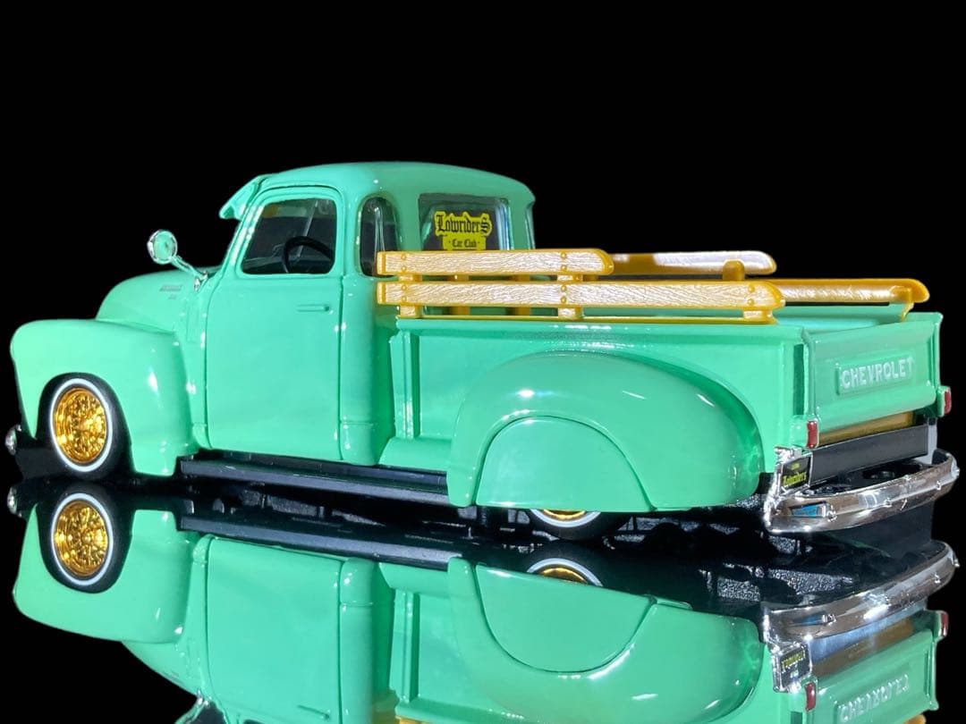 マイスト《 '50 シボレー 3100 ローライダー *ボム Maisto 》開