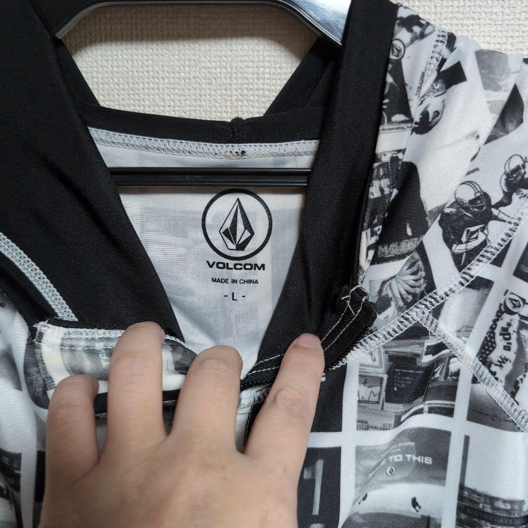 2点 VOLCOM コラージュプリント ジャケット パーカー