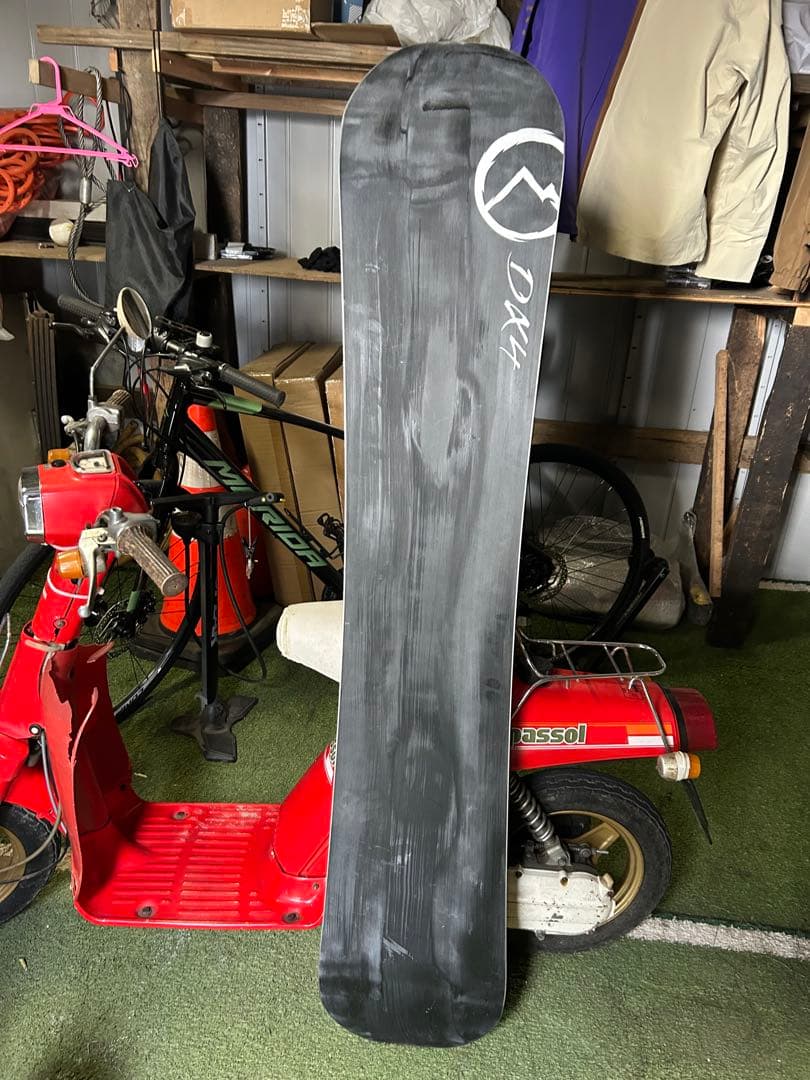 美品 24-25 November DX4 152cm ノベンバー スノーボード