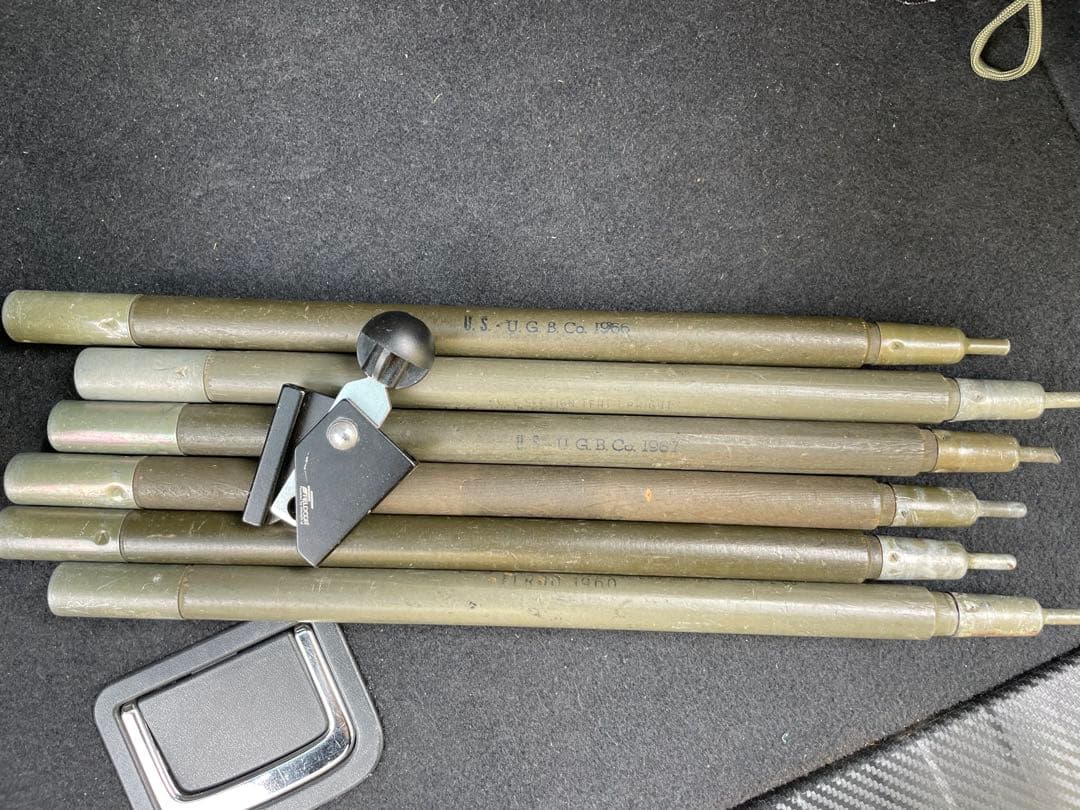 ポーランド軍幕。ポンチョテントサイズ3 。 二股とusポール