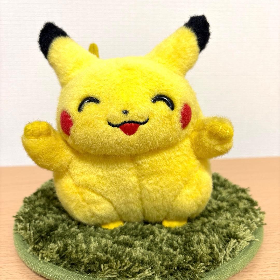 TOMY 初期 にっこり ピカチュウ ぬいぐるみ