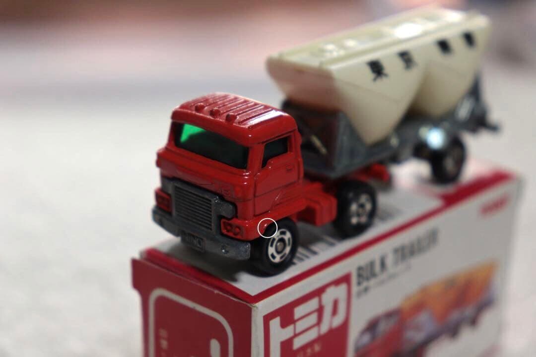 日本製　トミカ　日野　バルクトレーラー　19 赤箱