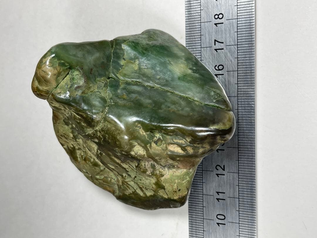 天然翡翠 翡翠原石  鑑賞石 重さ約271g 翡翠原石 送料無料