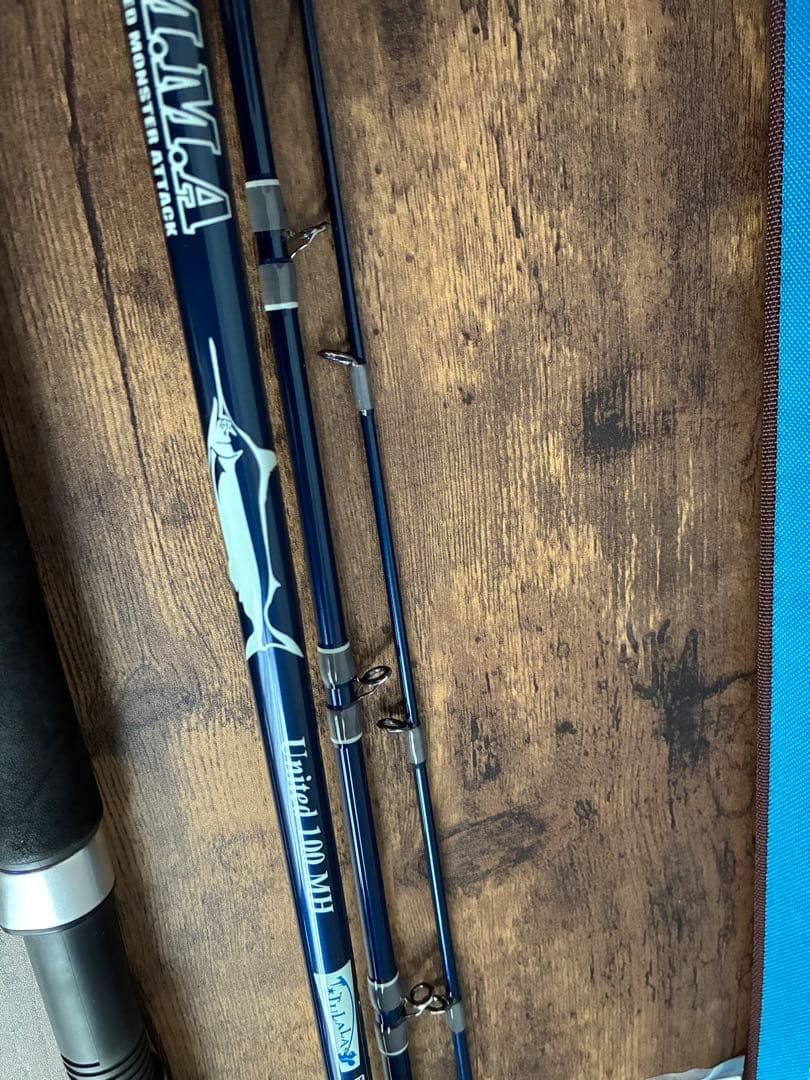 ツララ　MMA UNITED 100MH