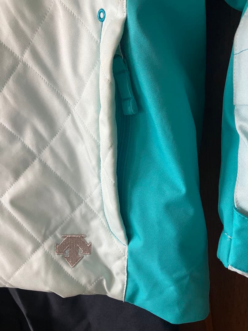 DESCENTE スキーウェア 160センチ　美品です。