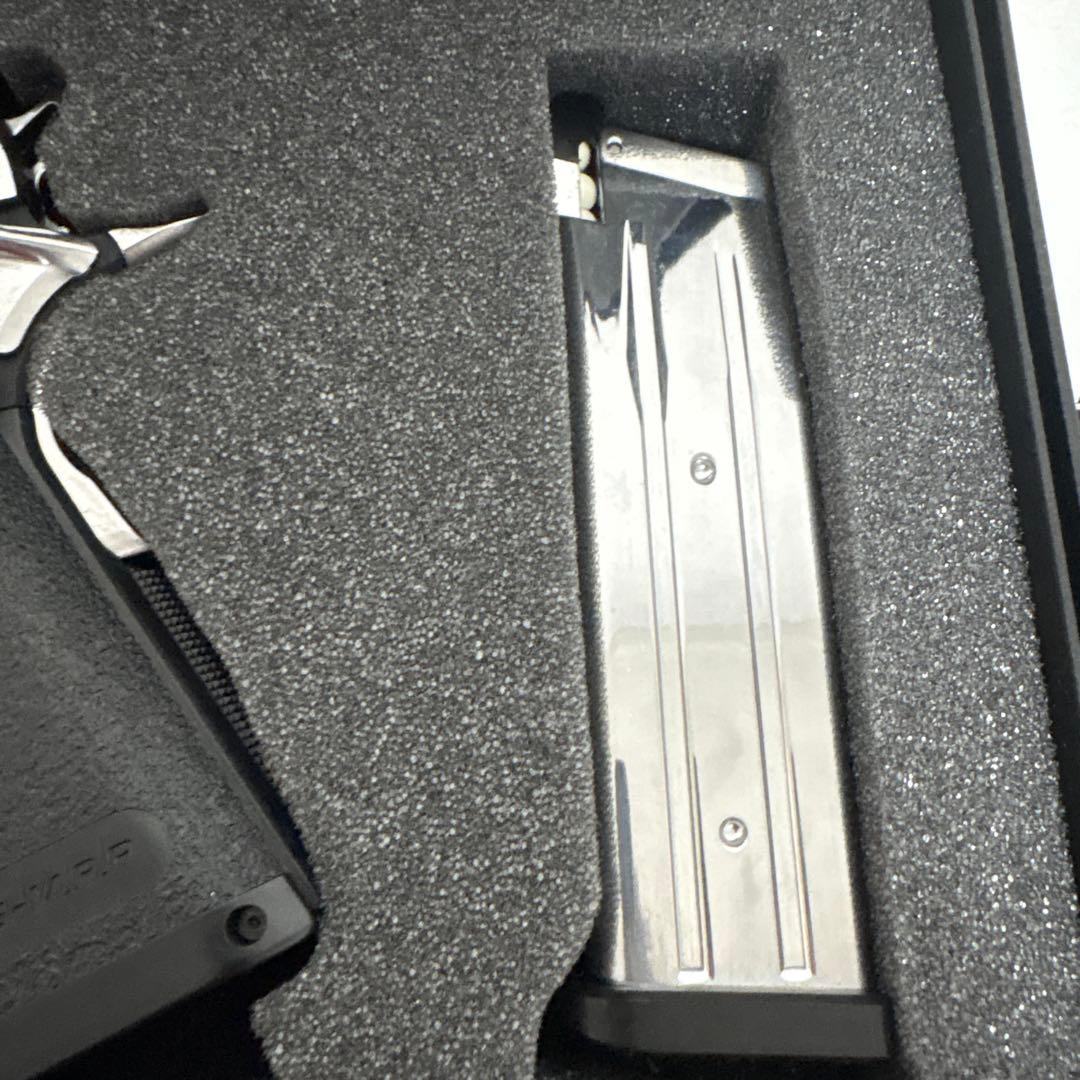 OPS-Tactical.45（ケースとライト付き）