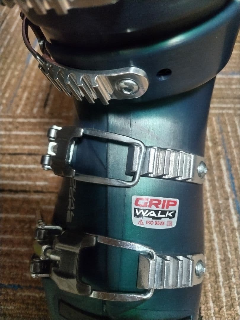 本日のみ 美品ラングスキーブーツLange RX110 LV 23〜23.5cm