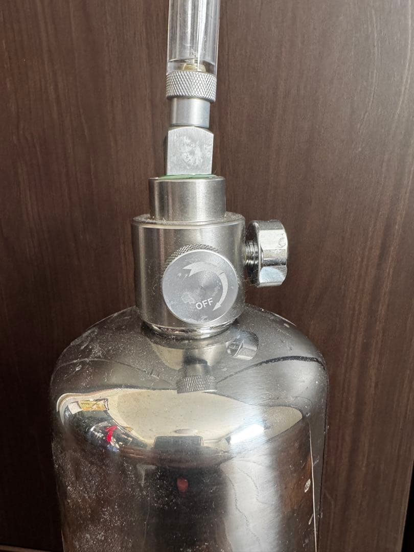 化学式co2ボンベ アクアリウム