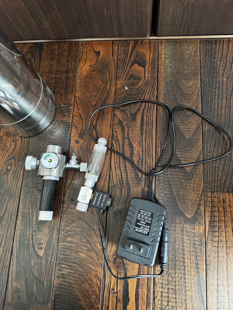 化学式co2ボンベ アクアリウム