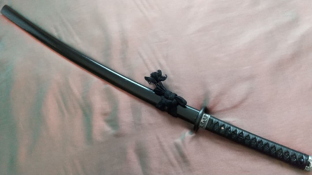 【二尺四寸一分】レザー風柄 居合刀 海鼠透かし鍔 模造刀 武具 拵え 日本刀