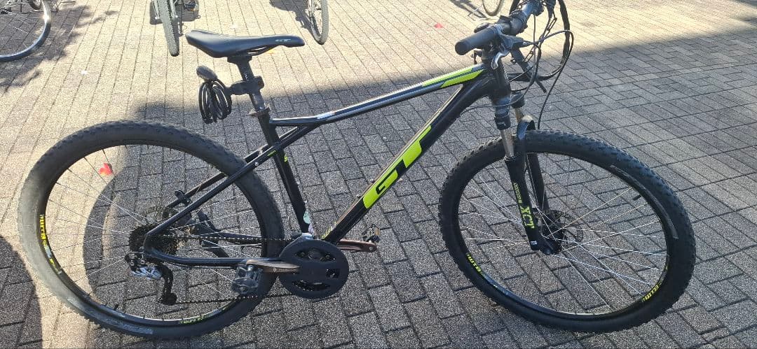 GT マウンテンバイク アバランチェスポーツ