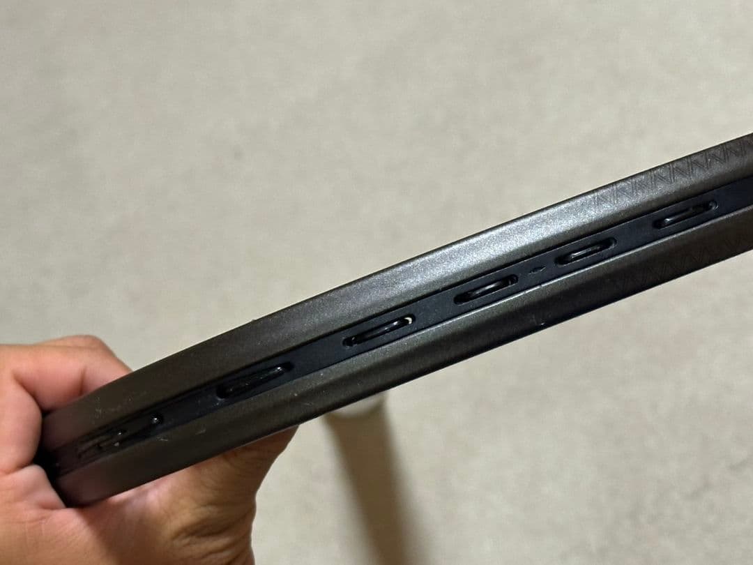 ☆美品　使用回数少☆　YONEX VOLTRAGE 8S