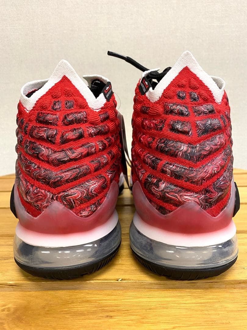 NIKE LEBRON XVII \"UPTEMPO\" 28cm 未使用品