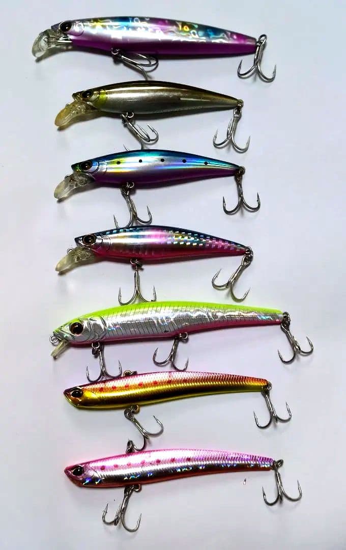 人気ブランド シーバス 青物 ヒラメ用ソルトルアーまとめ売り合計35点