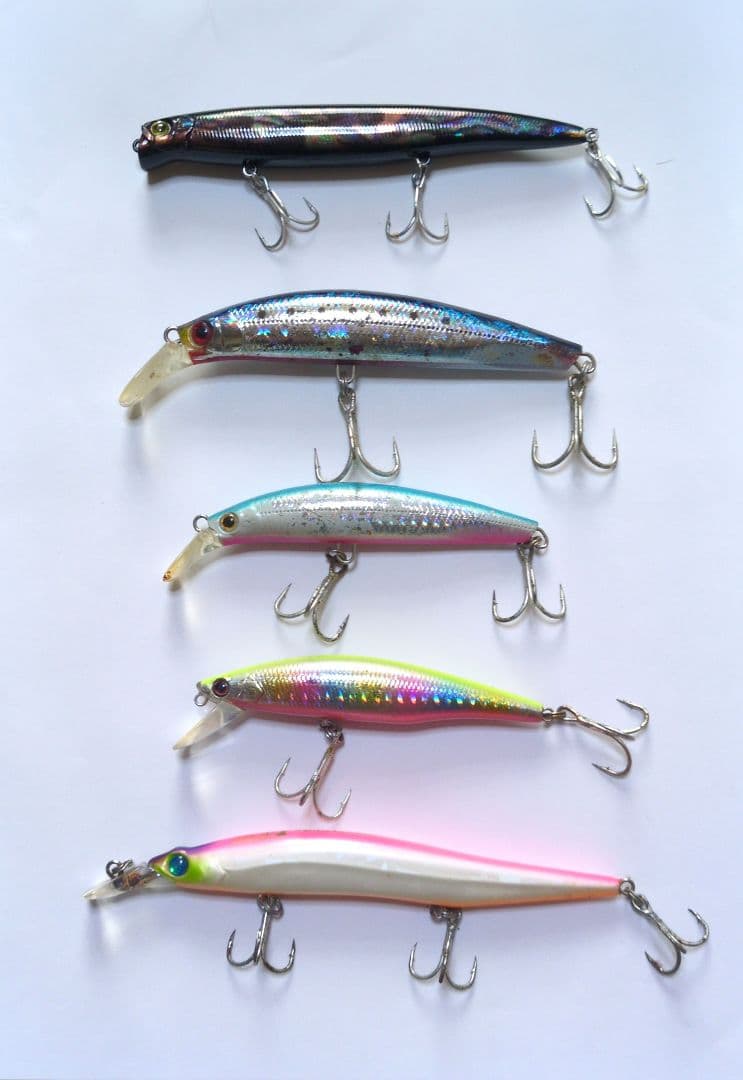 人気ブランド シーバス 青物 ヒラメ用ソルトルアーまとめ売り合計35点