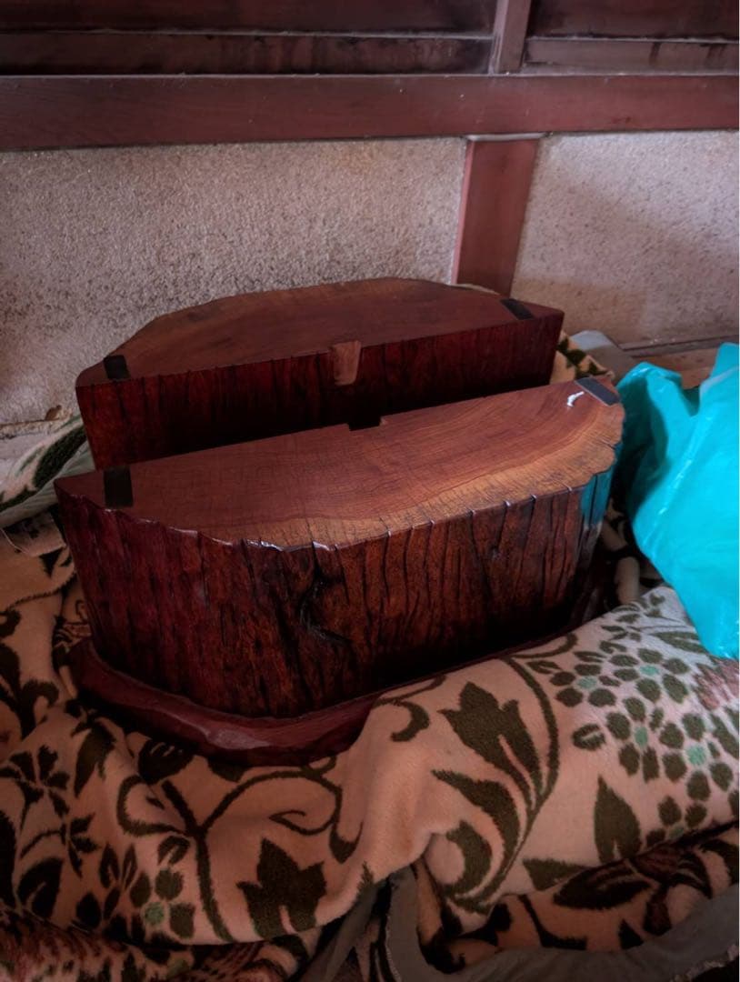 希少　一枚板　木製テーブル　引き取り