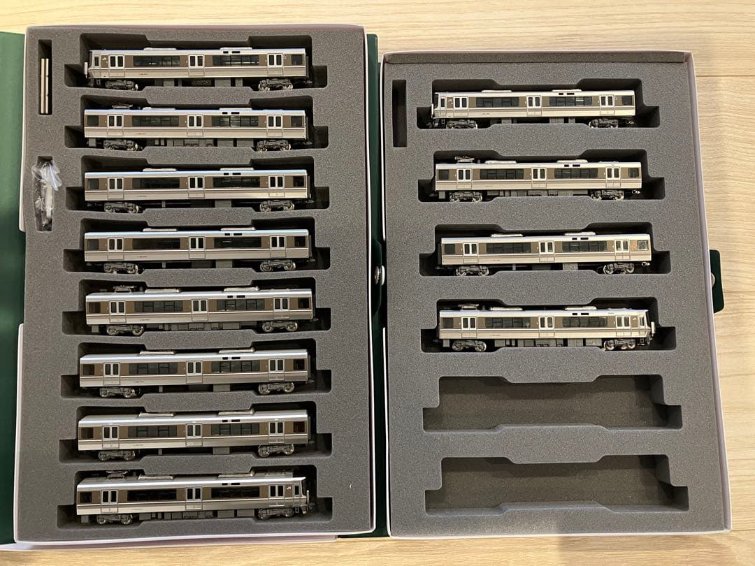 KATO 10-1898 10-1899 223系2000番台 <新快速>12両