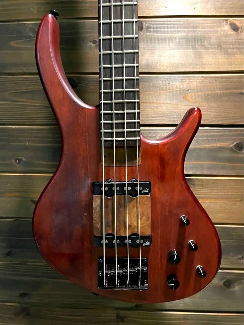 ベース Toby by Tobias | Aguilar / Delano mod.