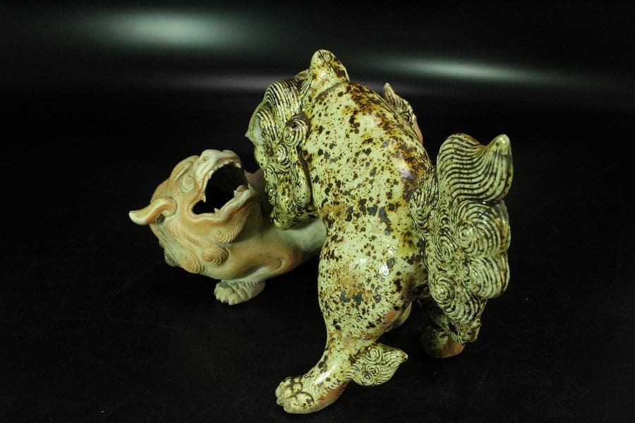 白備前 双獅子 置物 骨董 古美術 在銘(K-YC509)