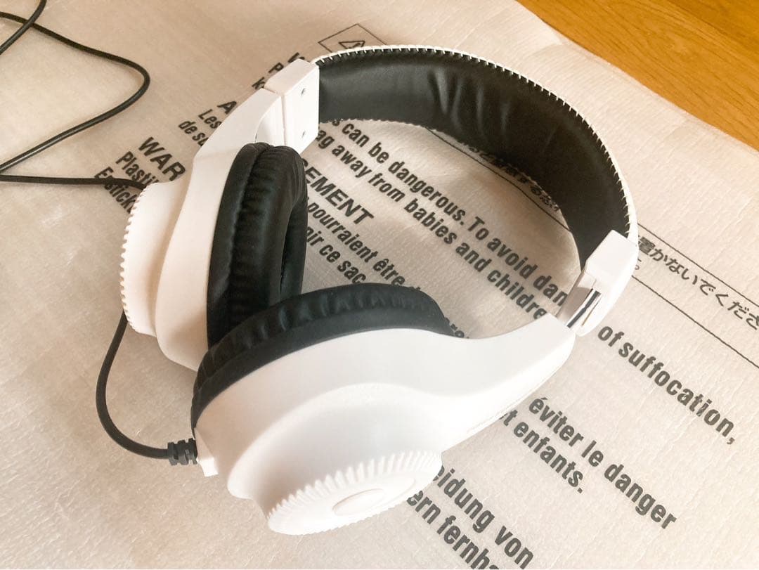 ★ほぼ新品！3点セット★電子ピアノCasiotone CT-S1＋ヘッドホンなど