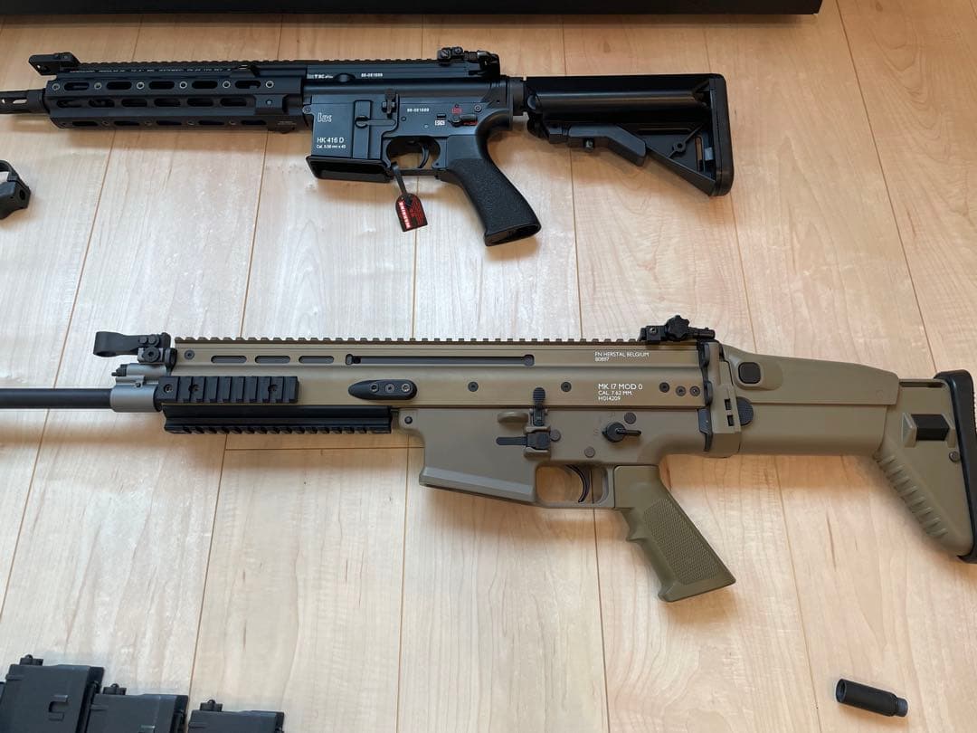 東京マルイ　次世代電動ガン+ハンドガン　おまけ多数