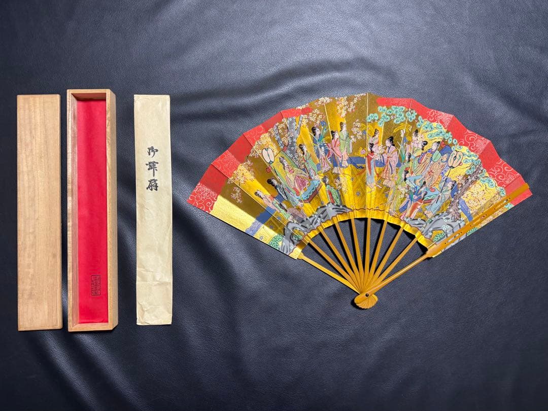 扇子　33cm 十松屋福井扇舗　鬘扇　朱妻明皇貴妃花軍花車図　仕舞扇　能楽　着物