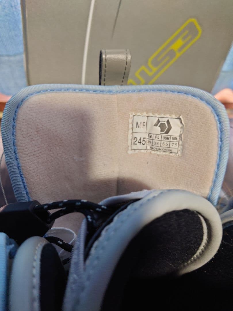 初心者向けスノーボードフルセット KILLER LOOP BOAブーツ24.5