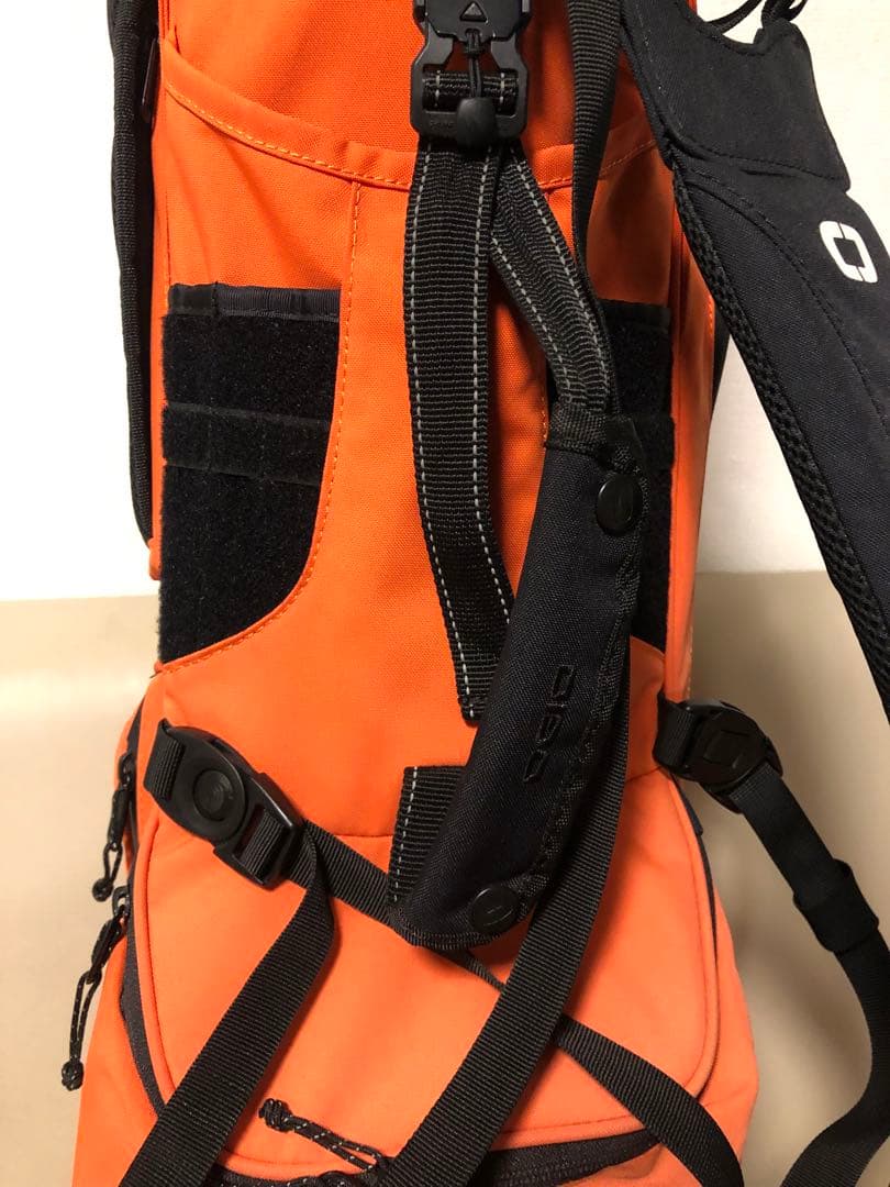 【送料込み】廃盤希少品　オジオ　14割　スタンド式キャディバッグ　限定色