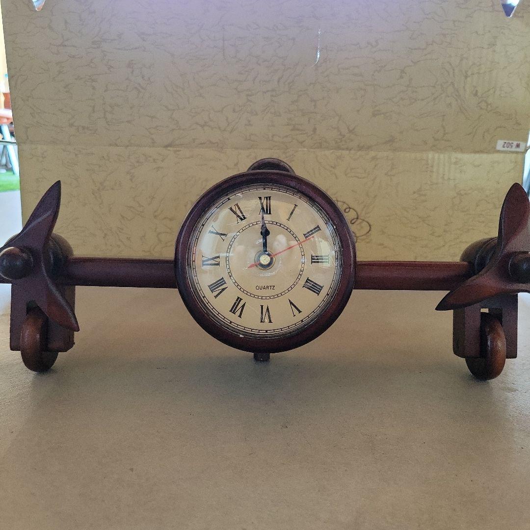 飛行機型木製置時計