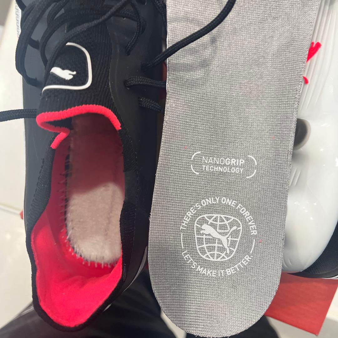 PUMA プーマ キングアルティメットHG/AG 黒色/白サイズ27.0