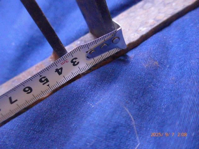 鉄製　ステンドグラス　オブジェクトスタンド　２台対