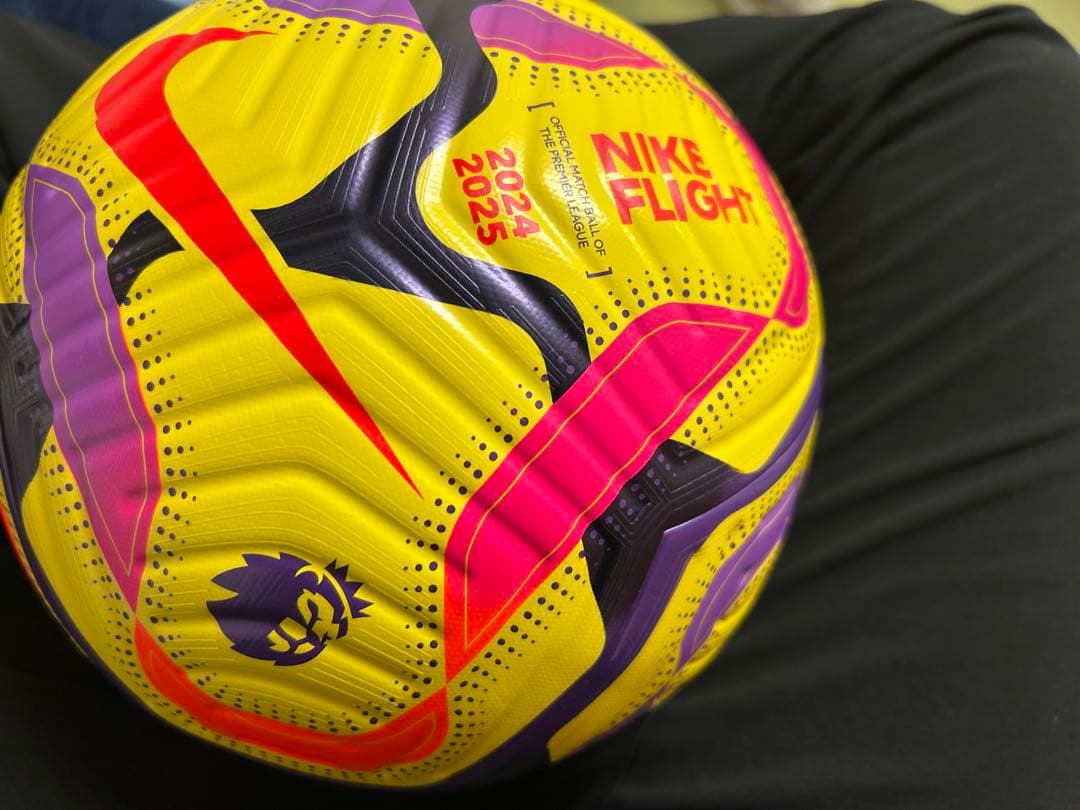 【新品】PL NIKEプレミアリーグ　Flight サッカーボール　公式試合球