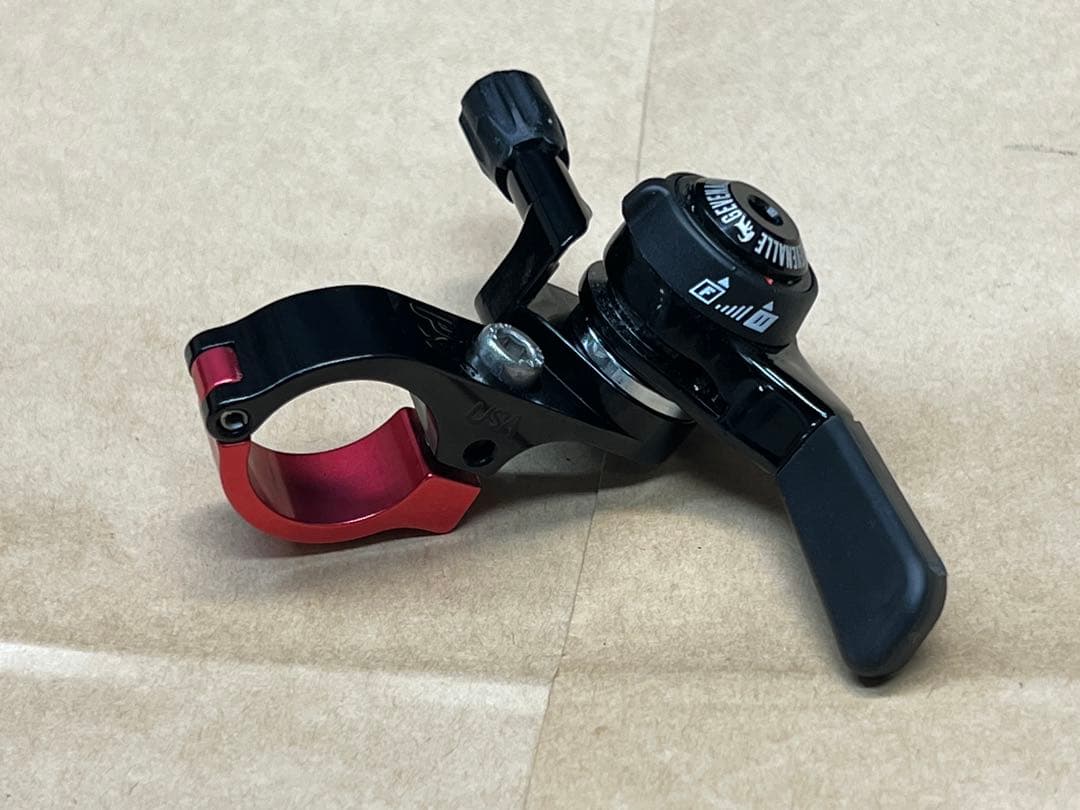 PAUL x Simworks Thumbies Bk/Rd シフター付