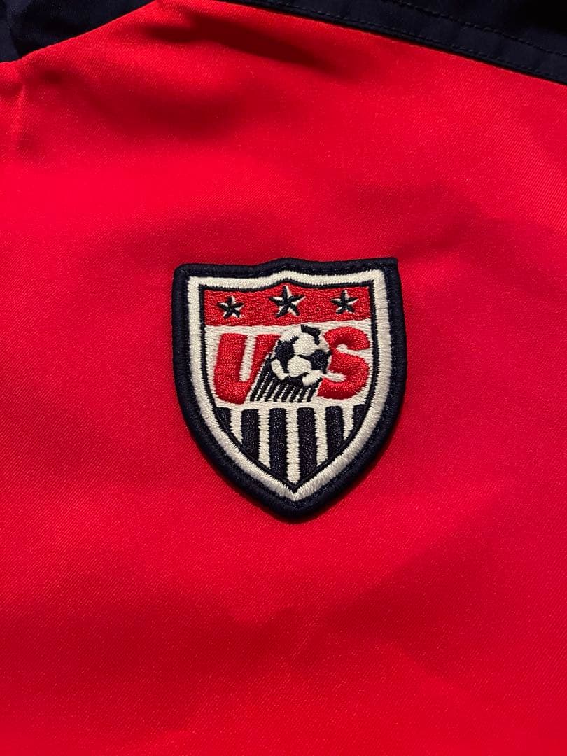 NIKE ナイキ　USA ウインドブレーカー　レッド　サイズXS