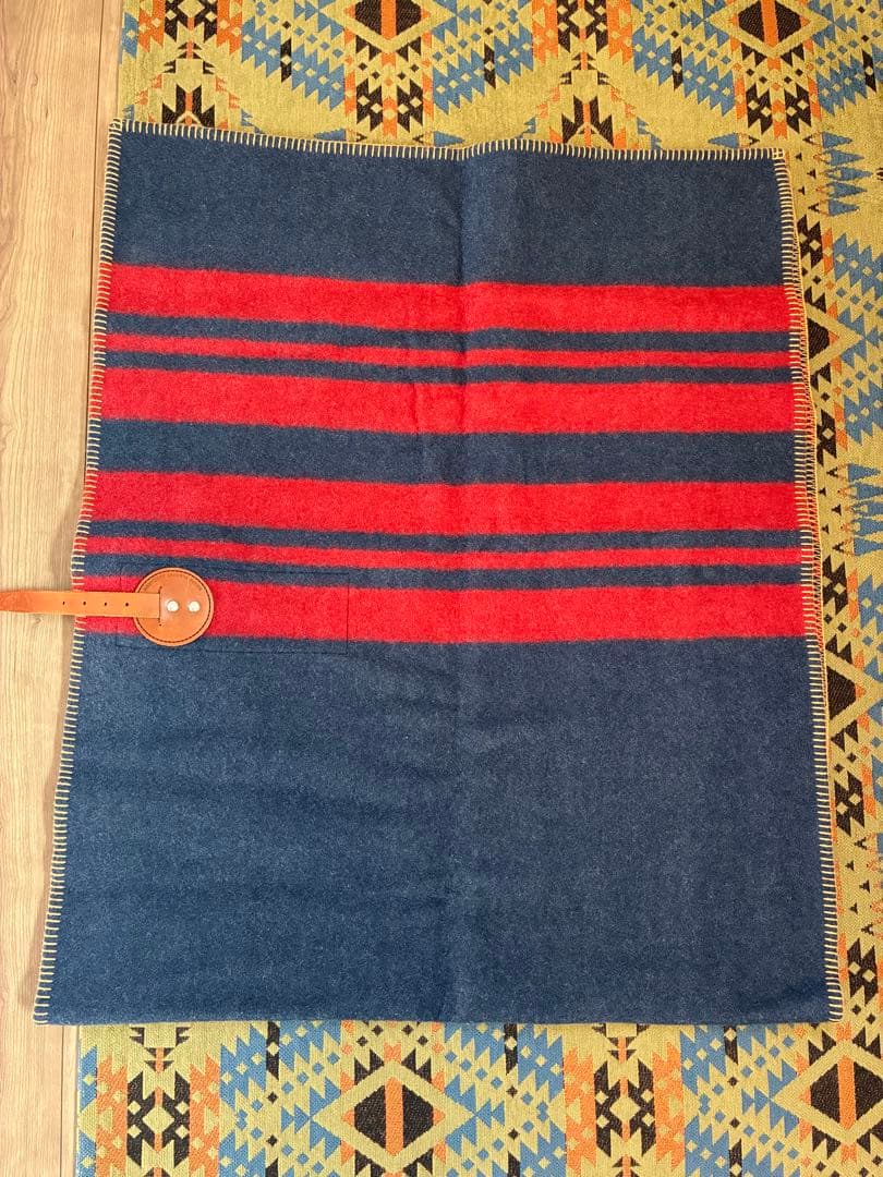 アウトドア寝具 MOUNTAIN RESEARCH HORSE BLANKET 1/2