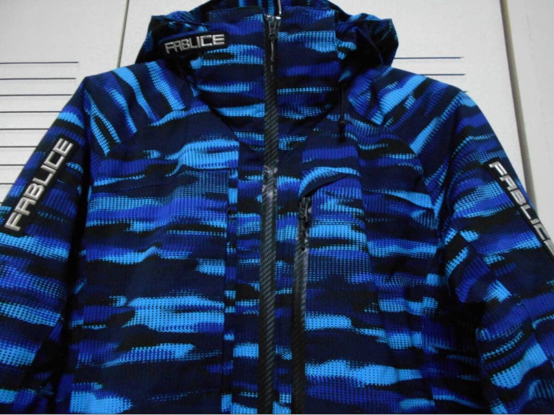 FABLICE スキーウェア　ブルー 迷彩柄　　Mサイズ