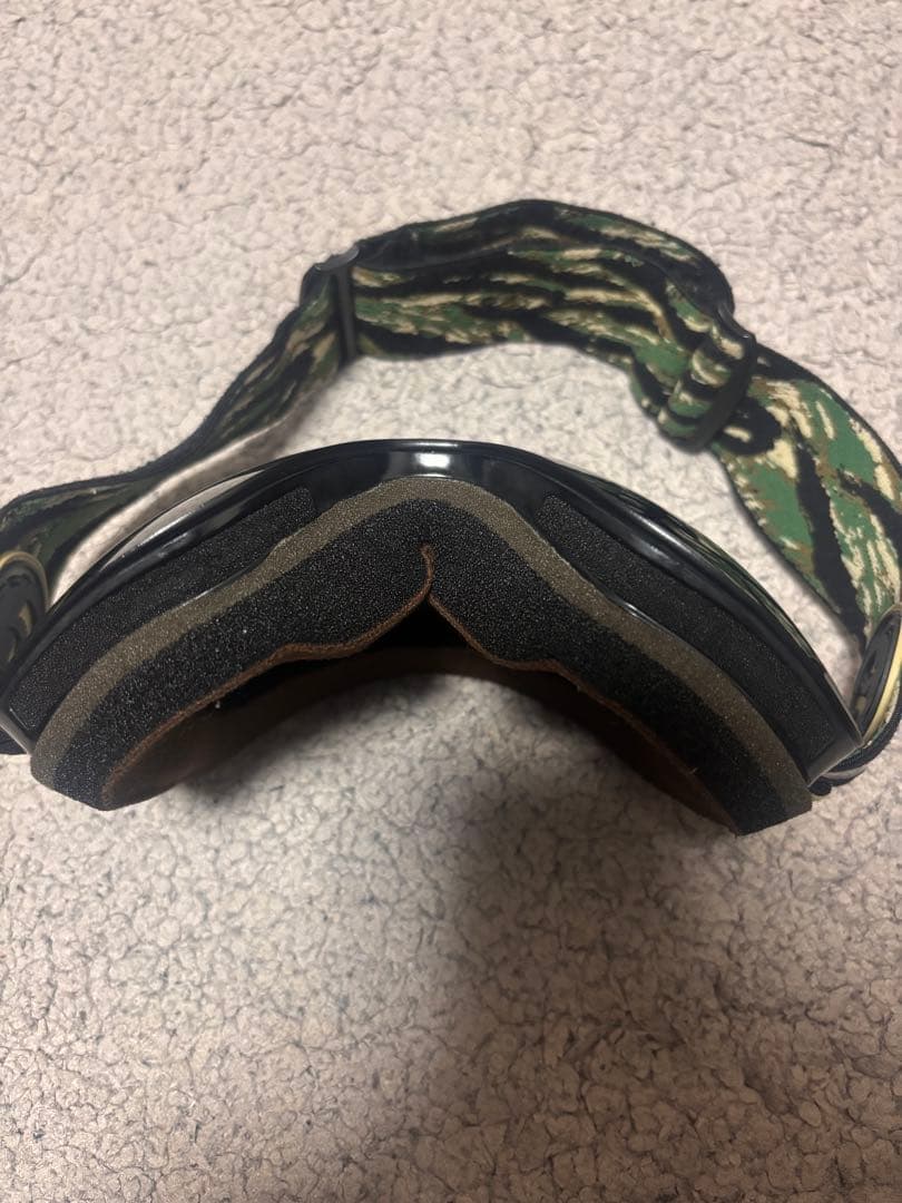 スキー・スノーボード ゴーグル 交換レンズ付き　ドラゴン