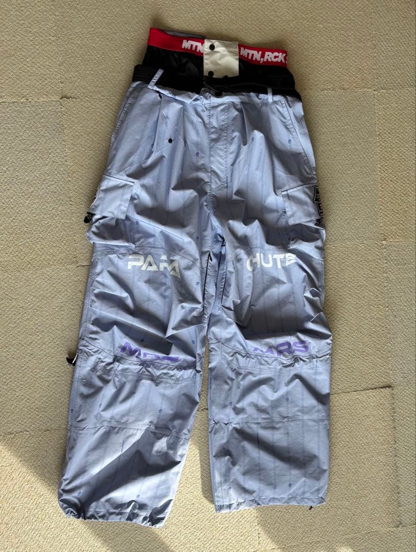 マウンテンロックスター　パラシュートパンツ